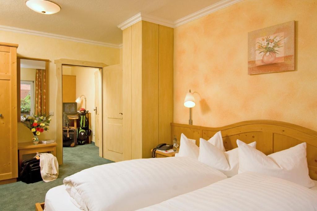 Gasthof Hotel Reif Königstein in der Oberpfalz Oda fotoğraf