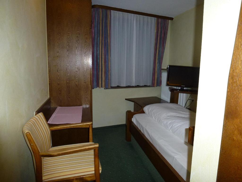 Gasthof Hotel Reif Königstein in der Oberpfalz Oda fotoğraf